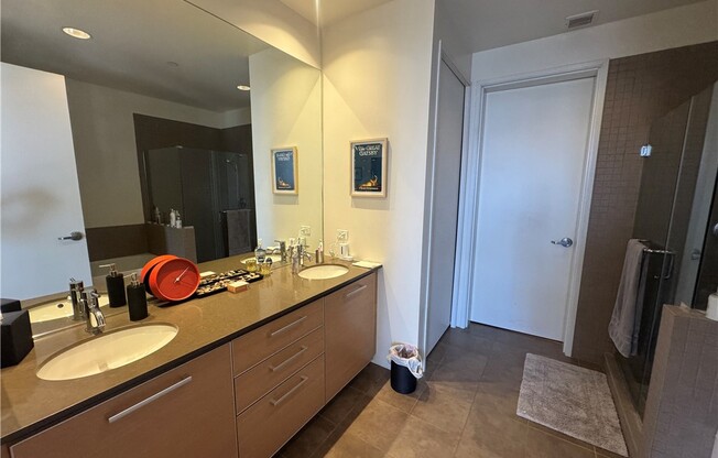 2 beds, 2 baths, 1,320 sqft, $4,100, Unit 2203