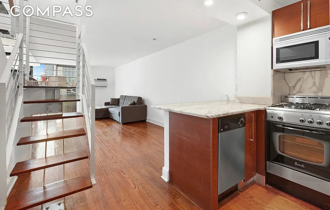 1 bed, 1 bath, $6,500, Unit 6D