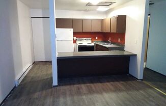 1 bed, 1 bath, 550 sqft, $975, Unit 10