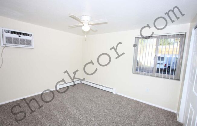 1 bed, 1 bath, 530 sqft, $1,100, Unit 105