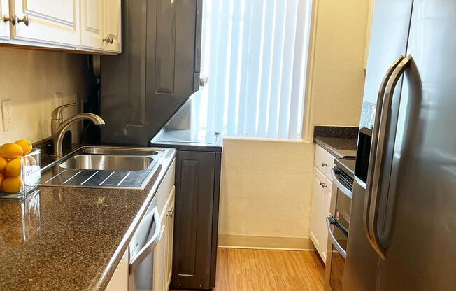 1 bed, 1 bath, 592 sqft, $1,075, Unit 97