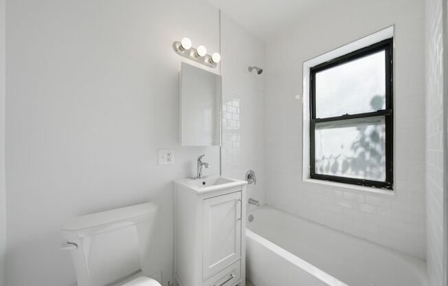 1 bed, 1 bath, 512 sqft, $2,250, Unit 2714-2II