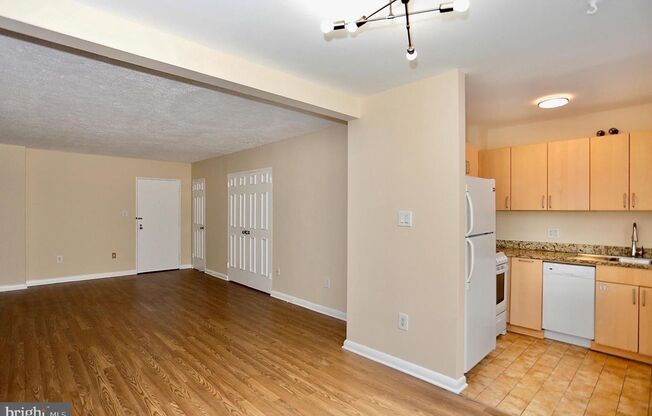 Available for immediate move-in.