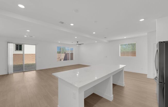 4 beds, 2.5 baths, $2,450