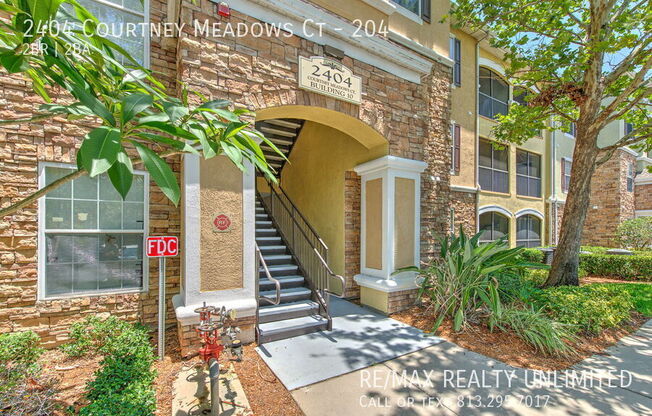 2404 COURTNEY MDWS CT
