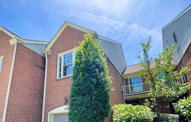 1819 DUFFIELD LN