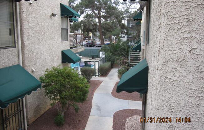 1 bed, 1 bath, $950, Unit # 204