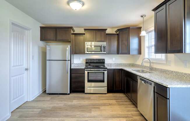 Fully Equipped Kitchen  at Hadley Place Apartments, Enola