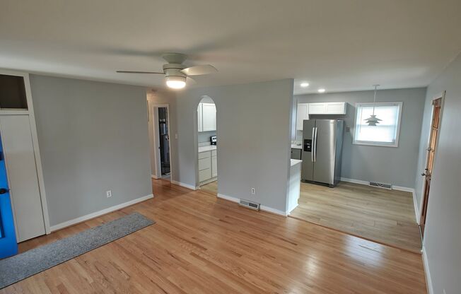 3 beds, 1 bath, $2,000