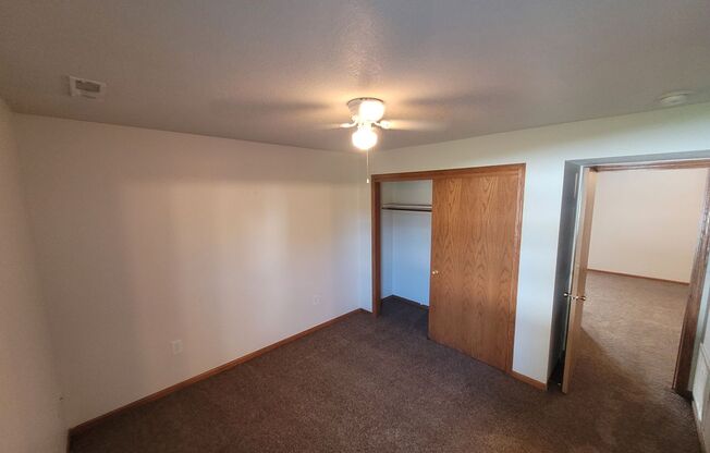 1 bed, 1 bath, 500 sqft, $825, Unit 102