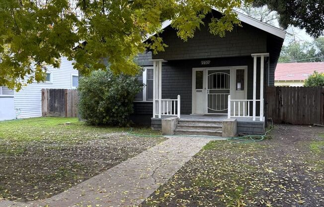 Endearing 2/1 Available Now!!!