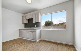 2 beds, 1 bath, $2,550, Unit #5