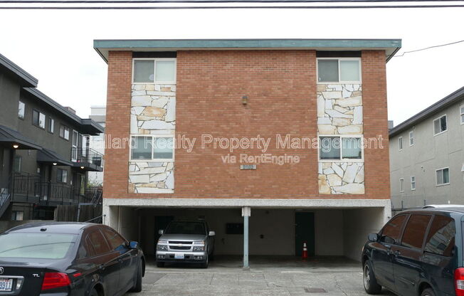 2032 NW 59 ST