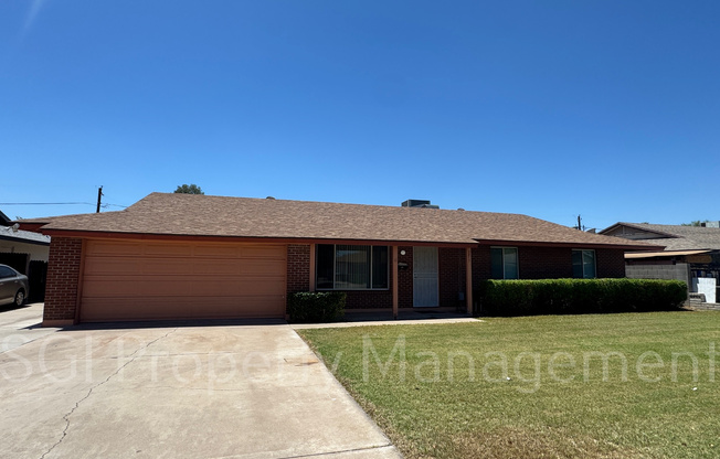 3817 W FRIER DR