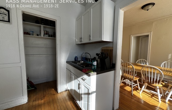 1918 N Drake Ave