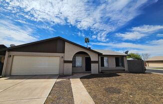 3 bedroom 2 bath - North Phx home - single level - remodeled