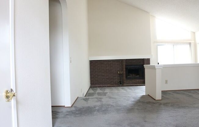 Excellent 3 Bed 2 Bath Home!