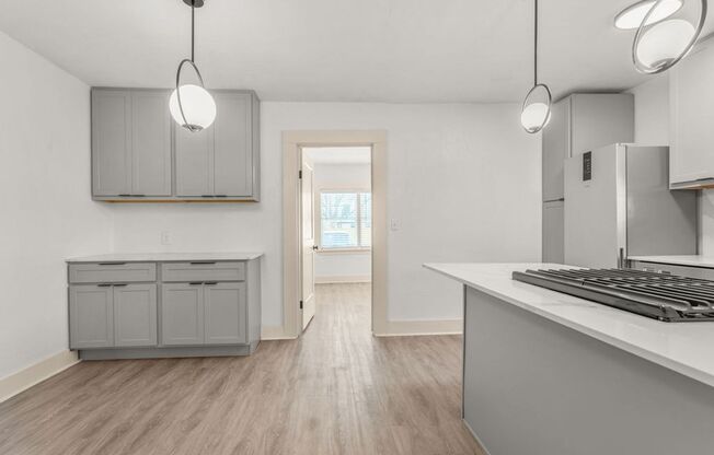 1 bed, 1 bath, 750 sqft, $950, Unit 1714-4