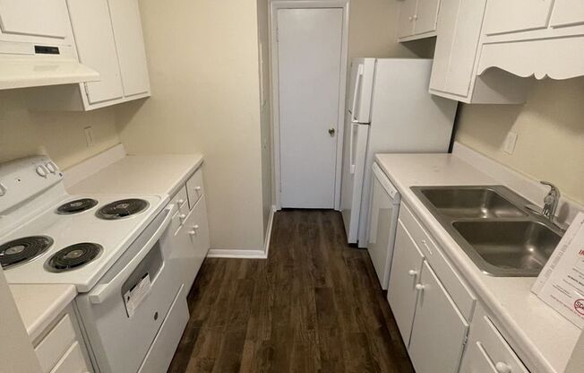 2 bd 1.5 ba Townhome