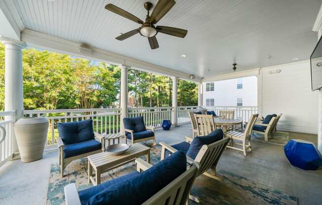 Outdoor Balcony And Patio at Sterling Manor, Williamsburg