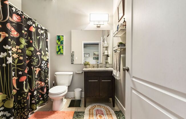 2 beds, 2 baths, 1,200 sqft, $2,400, Unit Jane 403