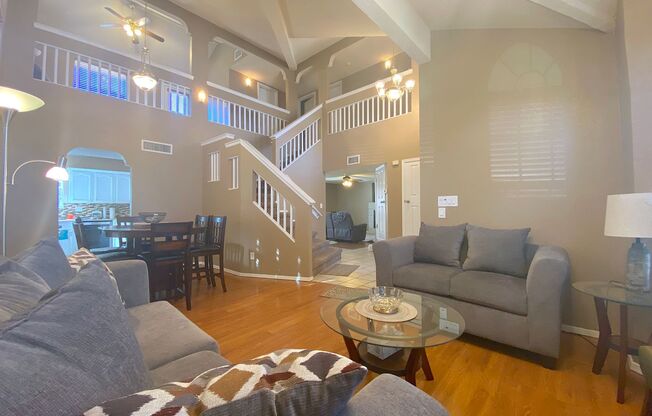 East El Paso 3 bed Refrig A/C w/Loft!