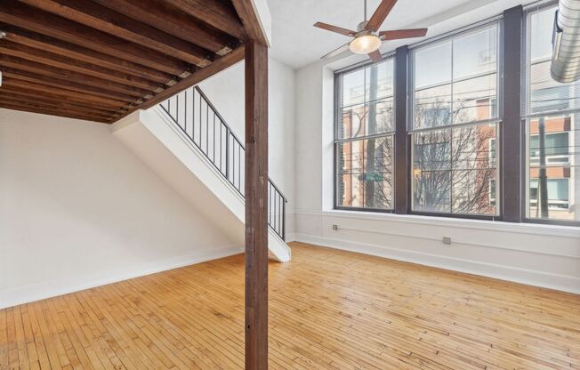 Newly Renovated Condo Center City