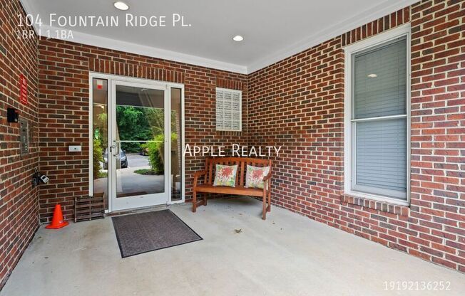 104 FOUNTAIN RDG PL