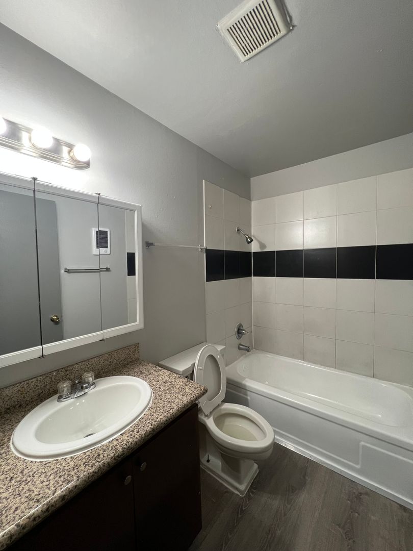 Raintree Apartments