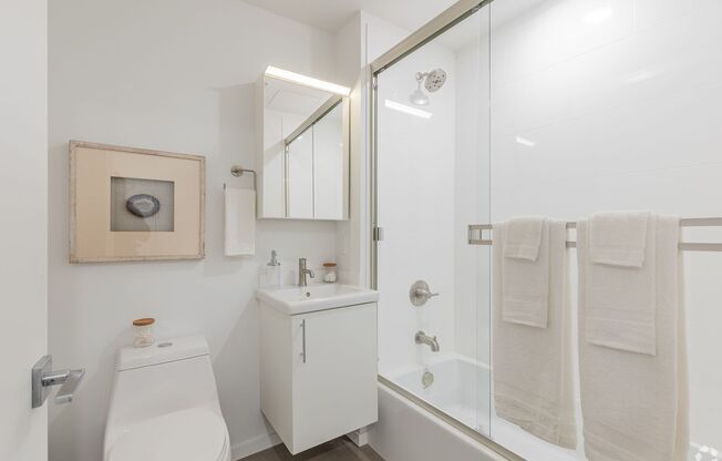1 bed, 1 bath, 412 sqft, $1,495, Unit 212