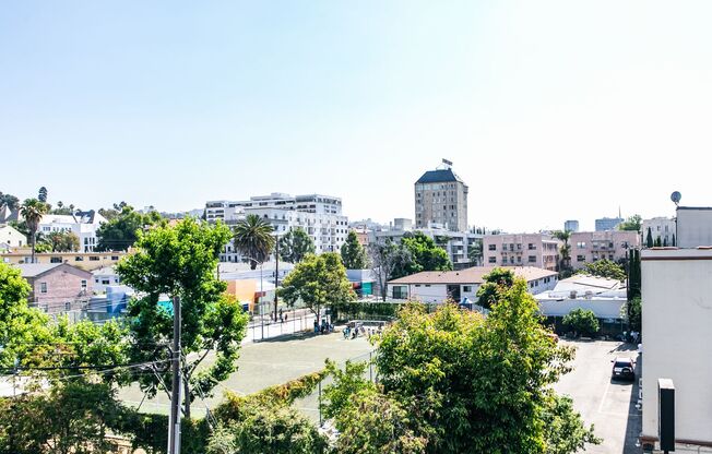 Studio, 1 bath, 537 sqft, $2,400, Unit 305