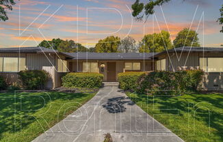 443 E ROBINHOOD DR