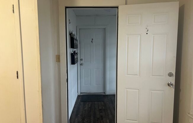 1 bed, 1 bath, $625, Unit Unit 3