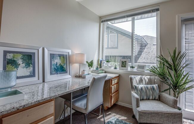 Studio, 1 bath, 180 sqft, $987, Unit 307