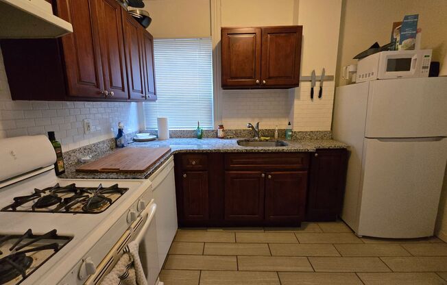 867 N 29th
