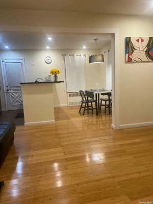 2 beds, 1 bath, $3,000