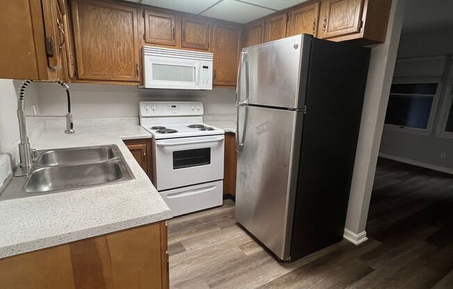 2 beds, 2 baths, 720 sqft, $1,150, Unit 308