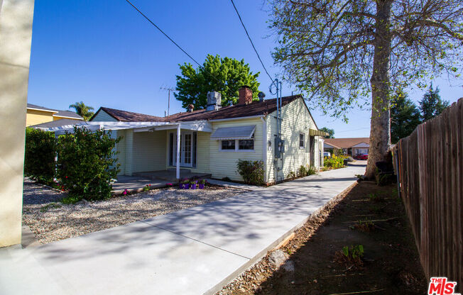 7465 N FORBES AVE