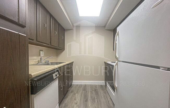 1 bed, 1 bath, 765 sqft, $859, Unit TH 605