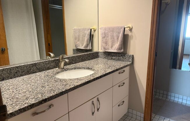 2 beds, 2 baths, $2,499
