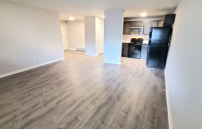 1 bed, 1 bath, 836 sqft, $1,500, Unit 6-5A