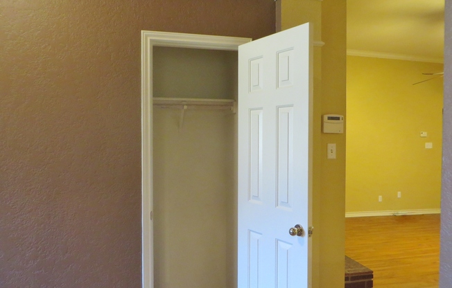 3 Bedroom 2 Bathroom Parkview Estates Home