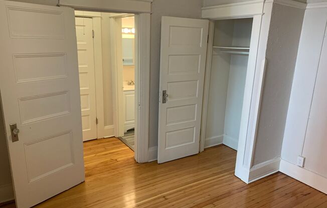 1 bed, 1 bath, 450 sqft, $1,095, Unit 212