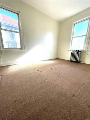 3 beds, 1 bath, 900 sqft, $3,750, Unit 2