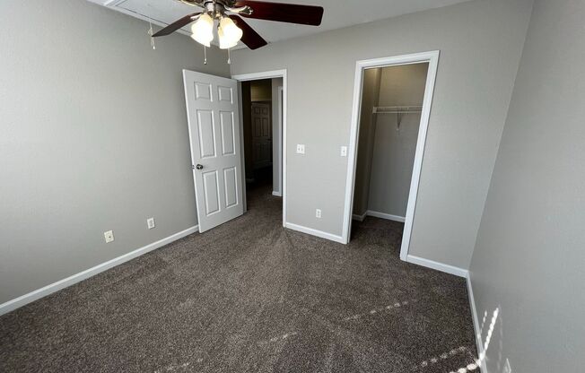 3 beds, 2.5 baths, 1,165 sqft, $1,895, Unit 831