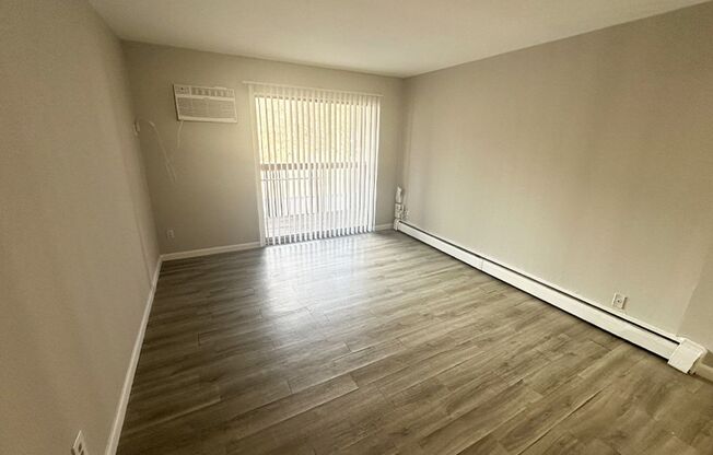 1 bed, 1 bath, 560 sqft, $795, Unit 630-17