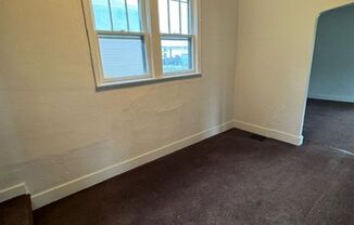 3 beds, 1 bath, $890