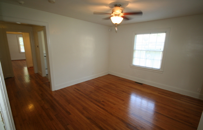 2503 Englewood