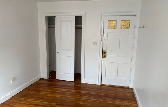 2 beds, 2 baths, 690 sqft, $2,400, Unit 109 Summer #116