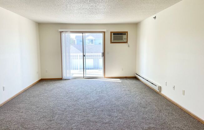 2 beds, 1 bath, 900 sqft, $900, Unit 307